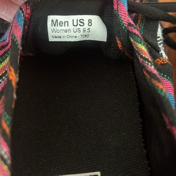 Vans - Picture 5 of 6